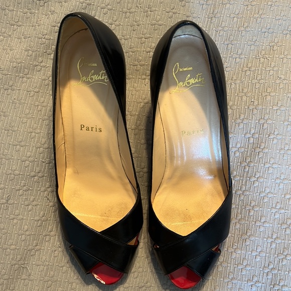 Christian Louboutin shoes - Picture 2 of 7